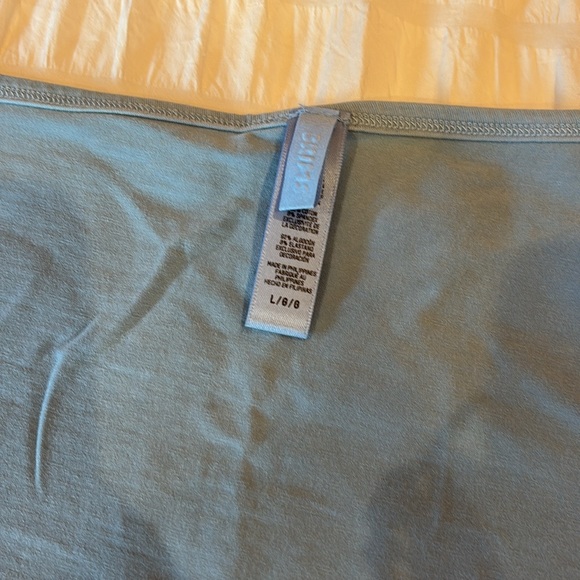 SKIMS New Vintage Scoop Long Sleeve T-Shirt - Iris Blue Size L - Picture 4 of 5